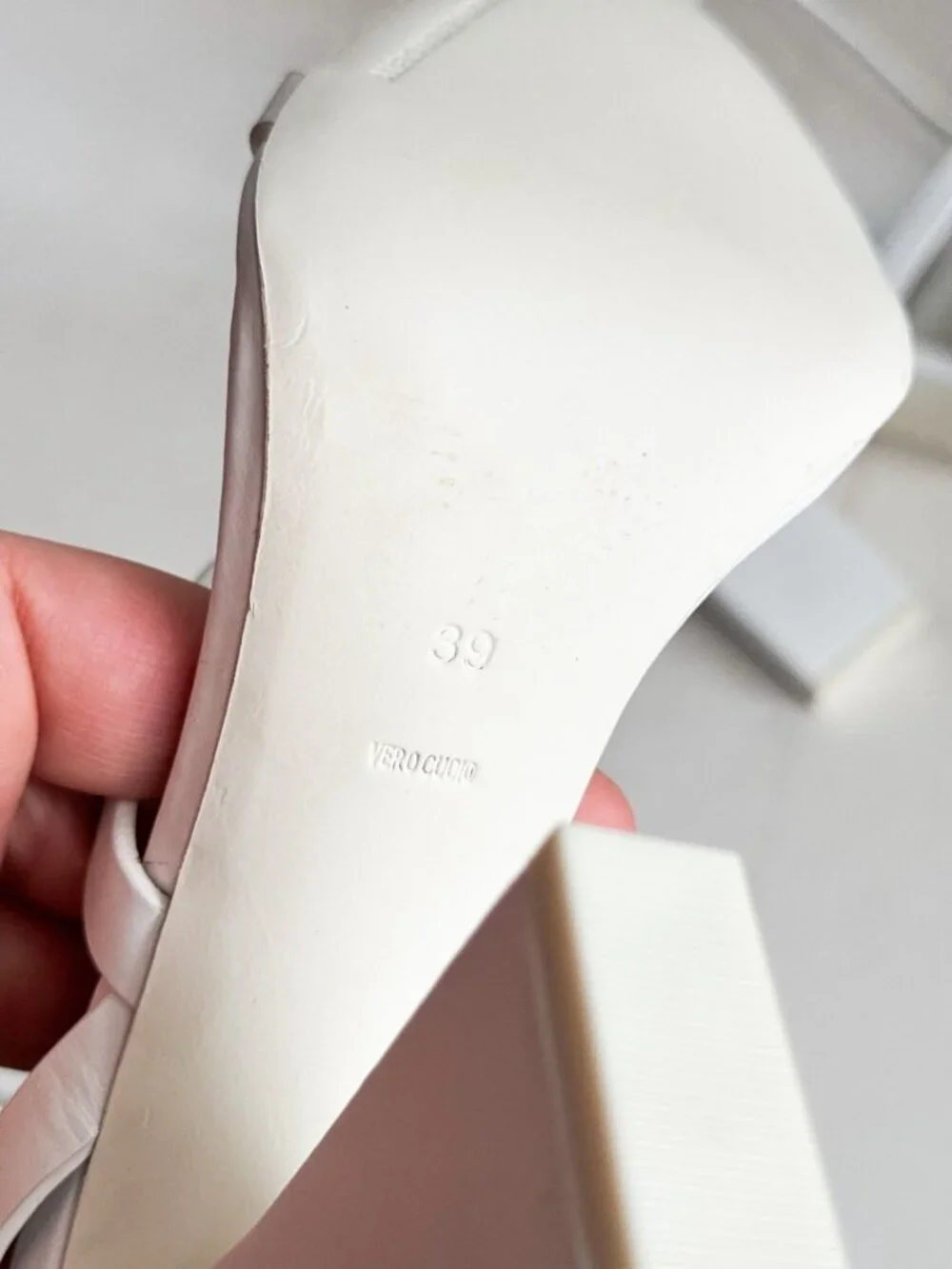 Alexander Wang Runway SS'13 Strappy White Leather Block Heel Sandals 39 - Picture 11 of 11